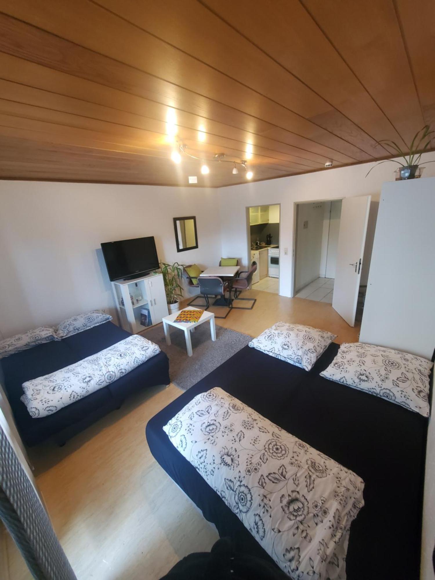 Einzimmerwohnungmit Grossem Balkon Mietersheim 외부 사진